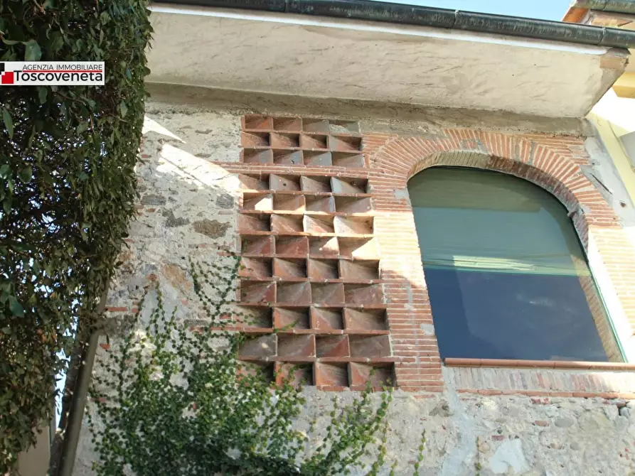 Immagine 2 di Terratetto in vendita  a Lucca