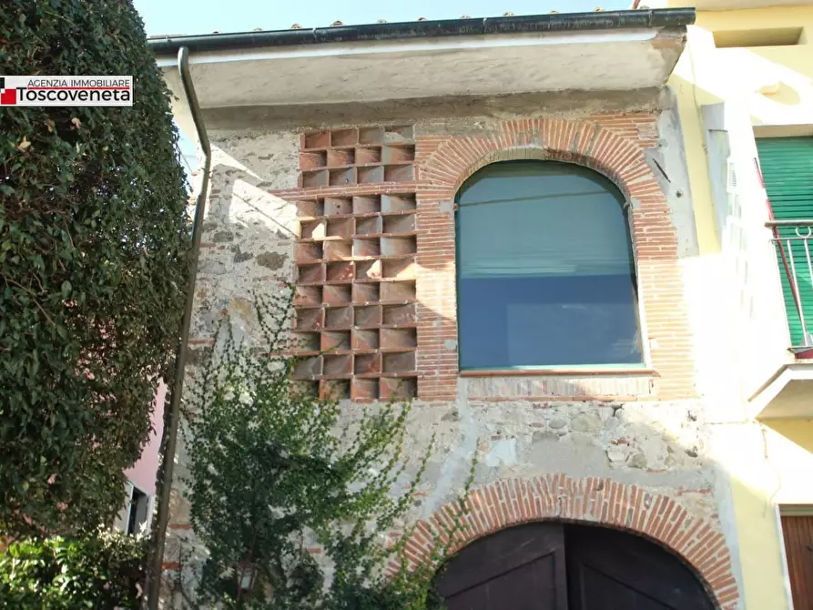 Immagine 20 di Terratetto in vendita  a Lucca