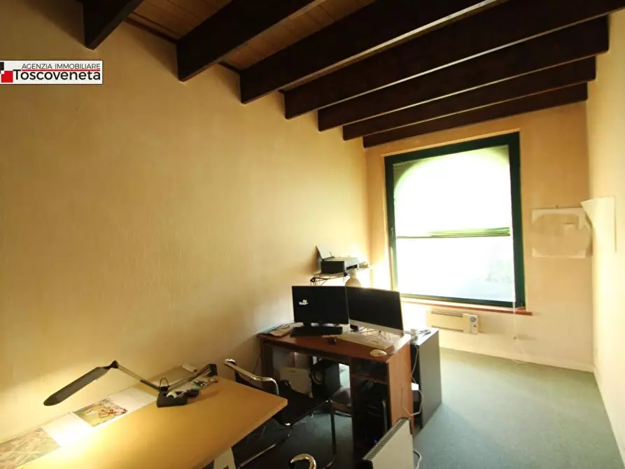 Immagine 11 di Terratetto in vendita  a Lucca