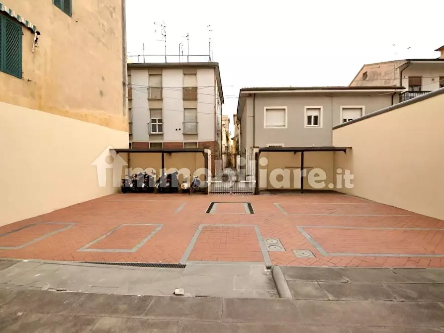 Immagine 4 di Appartamento in vendita  a Pisa