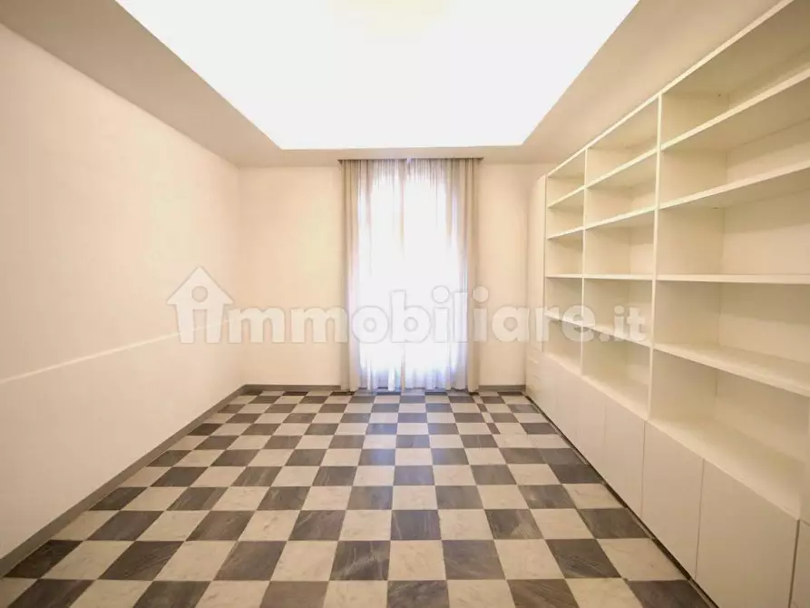 Immagine 13 di Appartamento in vendita  a Pisa