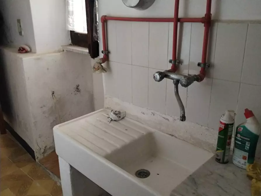 Immagine 8 di Terratetto in vendita  a Massa