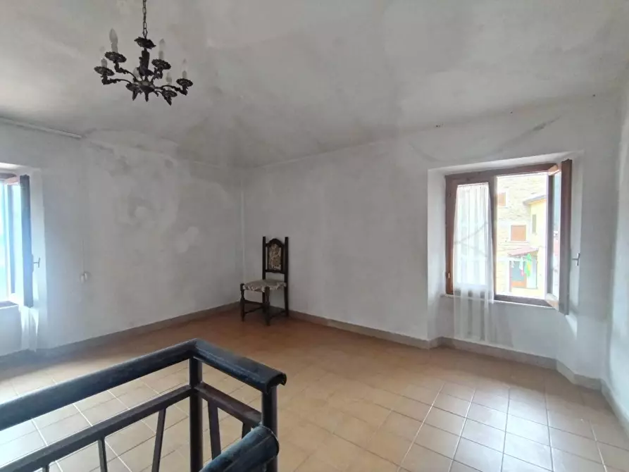 Immagine 20 di Terratetto in vendita  a Massa