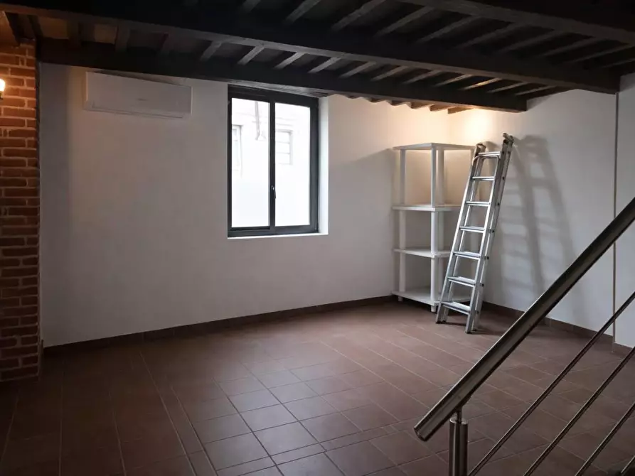 Immagine 14 di Bar / Ristorante in vendita  a Carrara