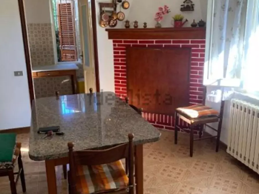 Immagine 7 di Casa indipendente in vendita  a Massa