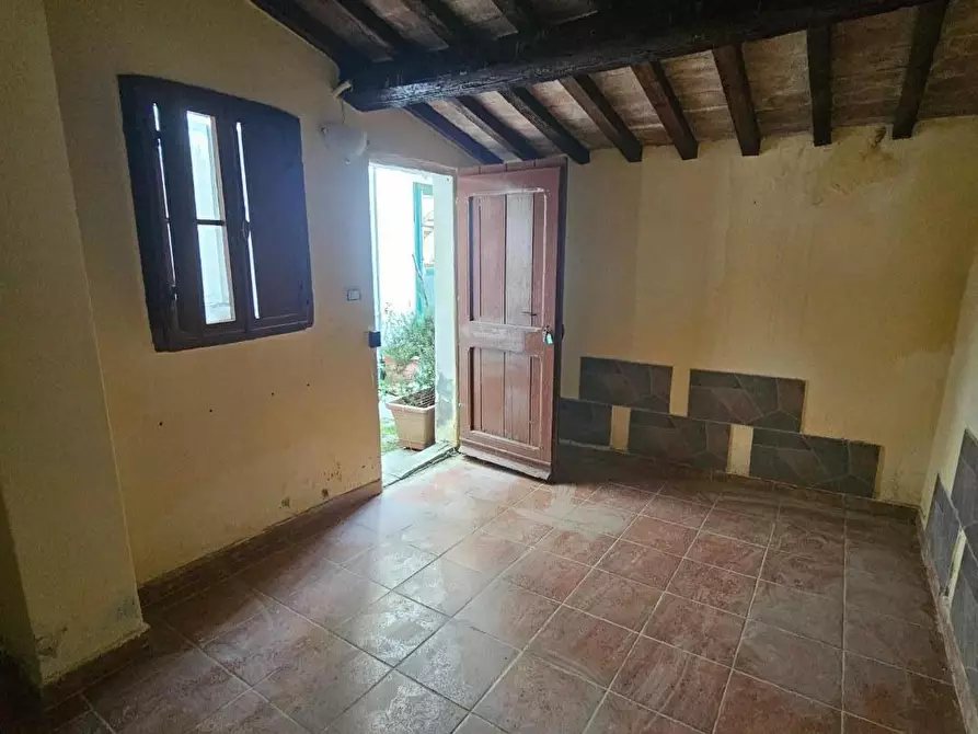 Immagine 18 di Appartamento in vendita  a Fauglia