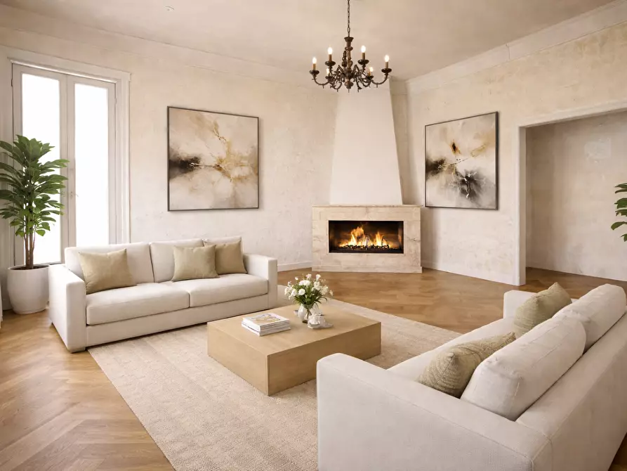 Immagine 5 di Villa in vendita  a Lucca