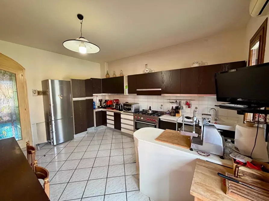 Immagine 19 di Villetta a schiera in vendita  a Empoli