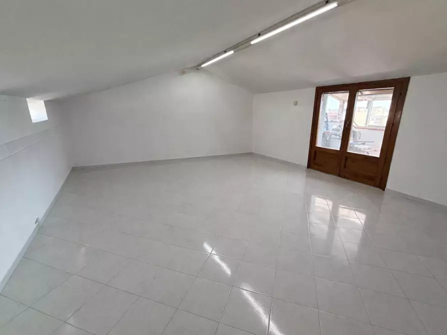 Immagine 40 di Villetta a schiera in vendita  a Empoli