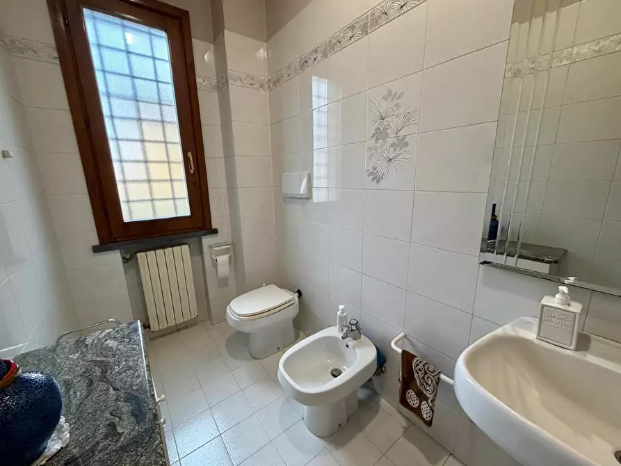 Immagine 15 di Villetta a schiera in vendita  a Empoli