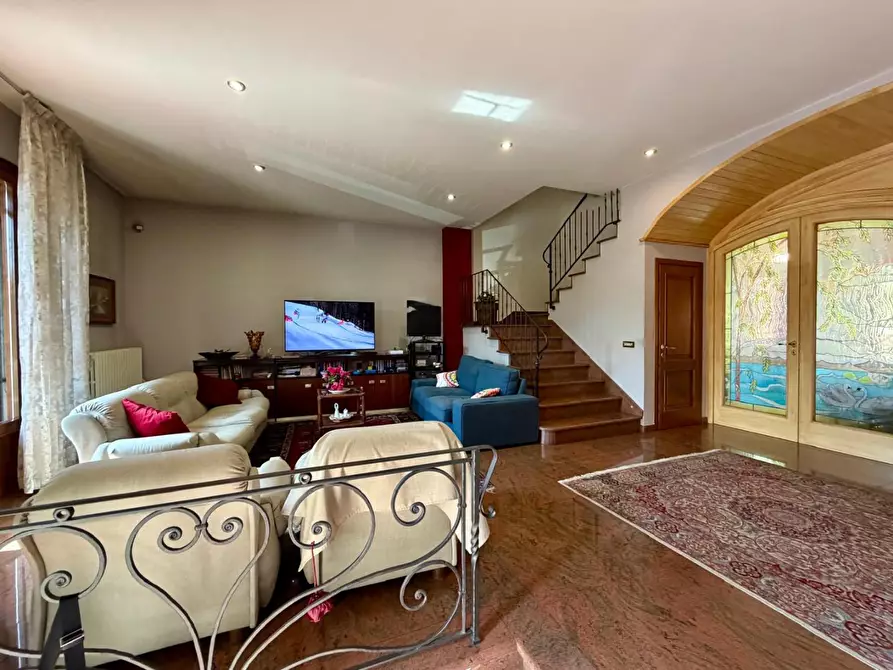 Immagine 5 di Villetta a schiera in vendita  a Empoli