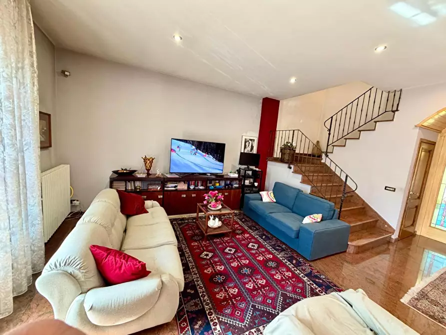 Immagine 10 di Villetta a schiera in vendita  a Empoli