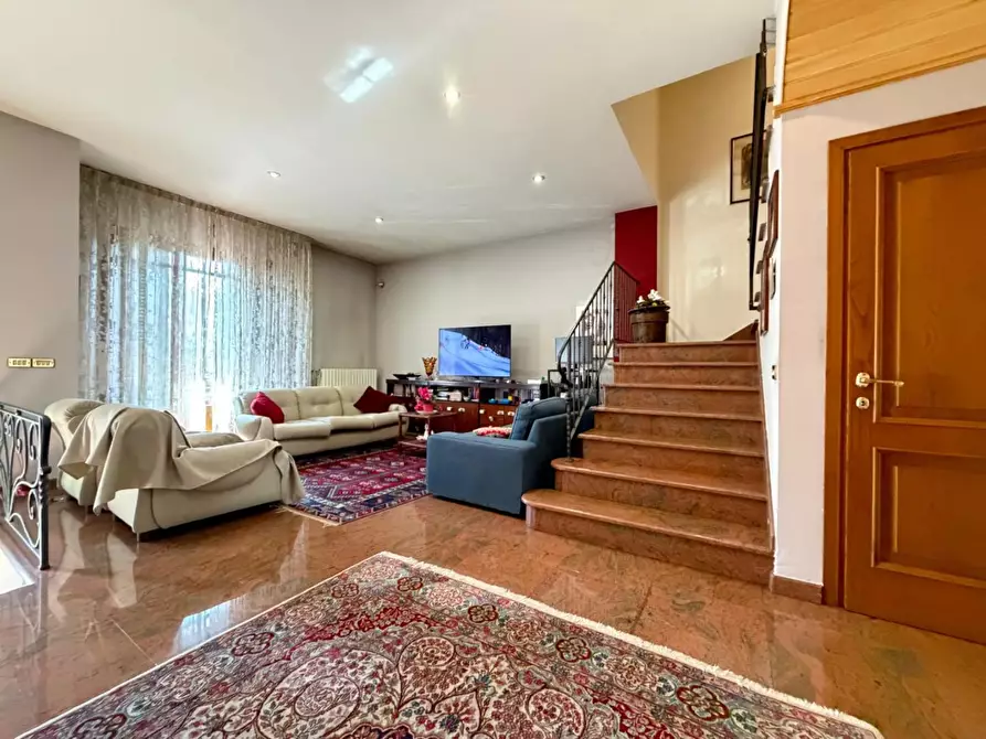 Immagine 2 di Villetta a schiera in vendita  a Empoli