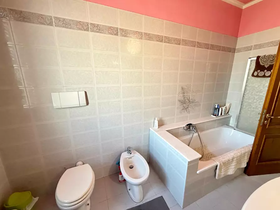 Immagine 38 di Villetta a schiera in vendita  a Empoli