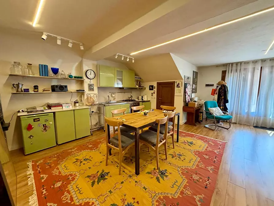 Immagine 46 di Villetta a schiera in vendita  a Empoli