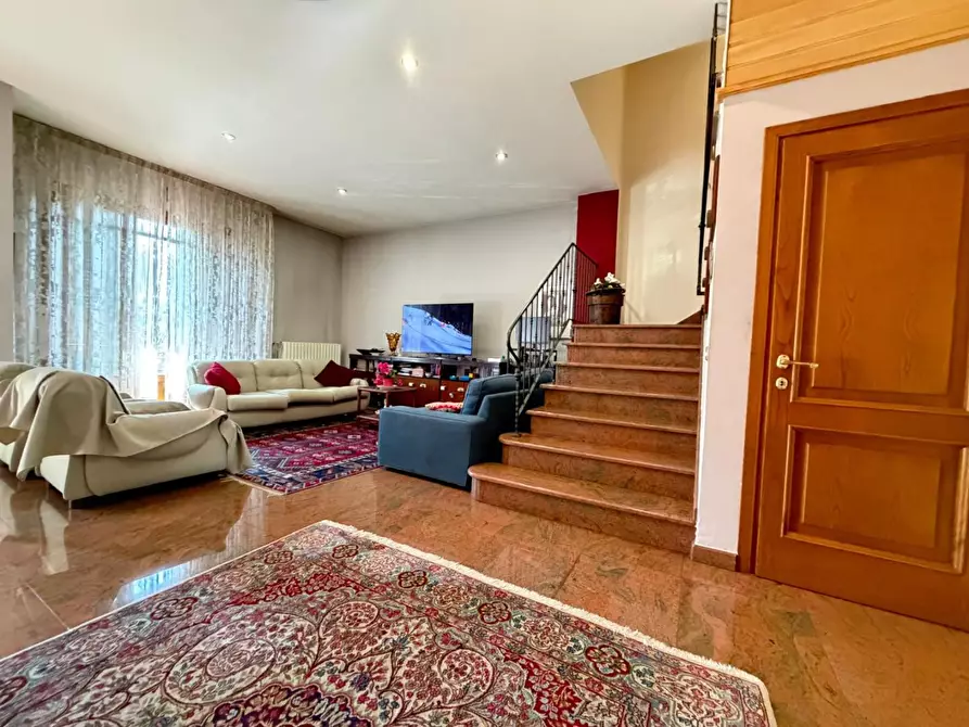 Immagine 3 di Villetta a schiera in vendita  a Empoli