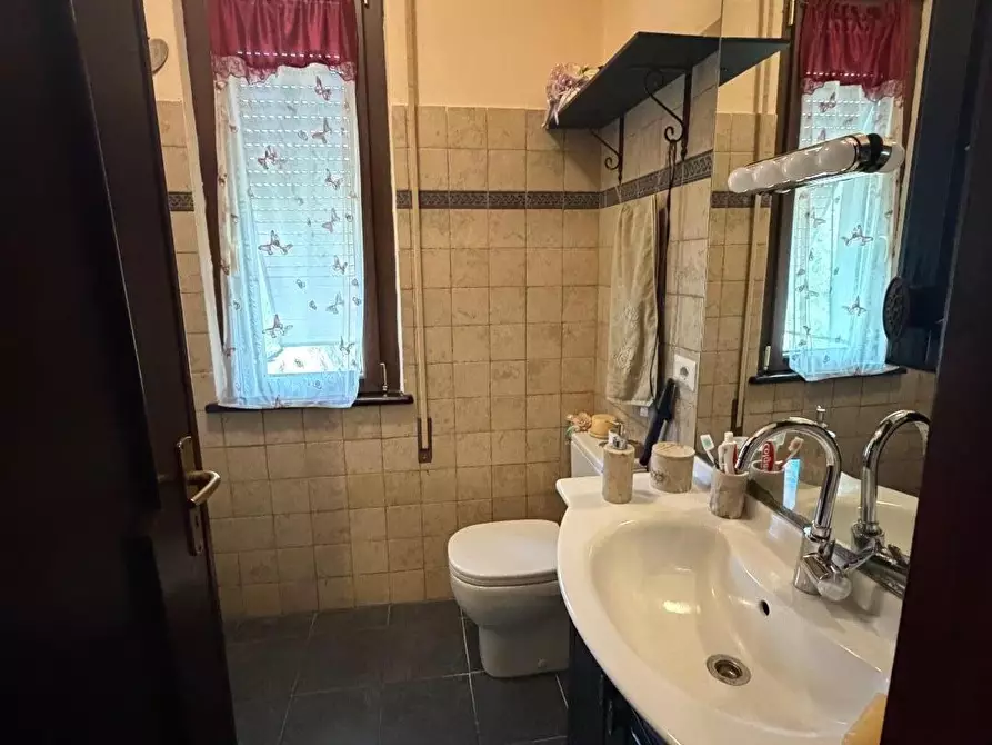 Immagine 11 di Terratetto in vendita  a Castelnuovo Magra