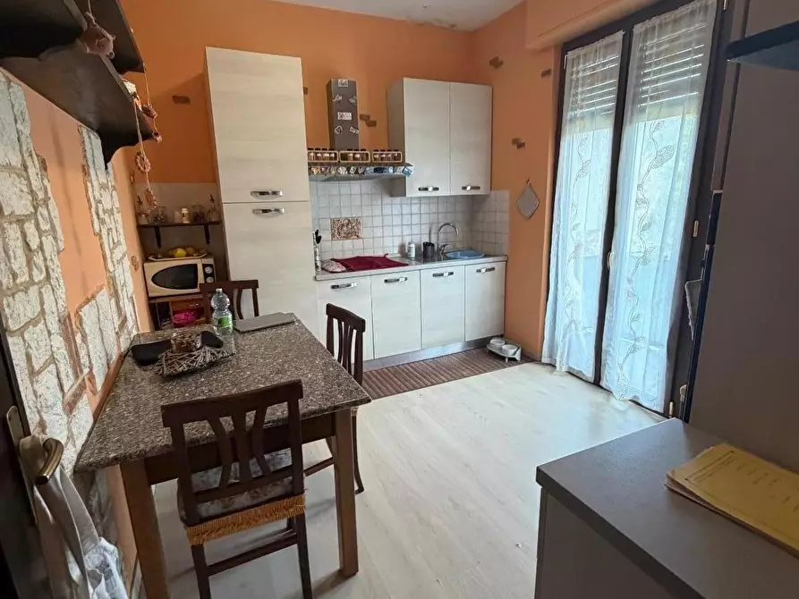 Immagine 9 di Terratetto in vendita  a Castelnuovo Magra