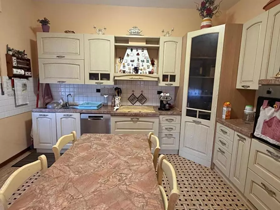 Immagine 2 di Terratetto in vendita  a Castelnuovo Magra