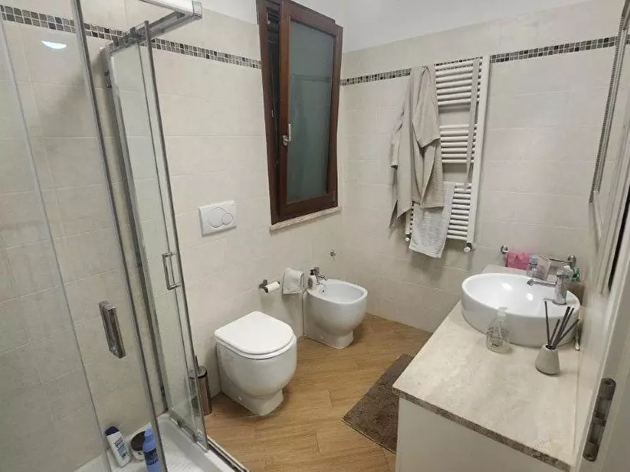 Immagine 28 di Villetta a schiera in vendita  a Vicopisano