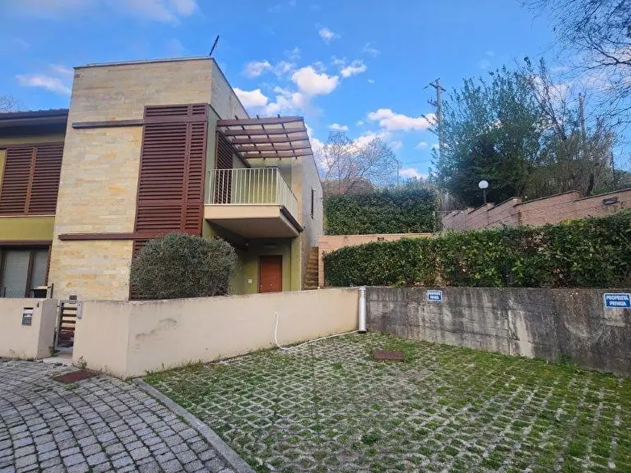 Immagine 56 di Villetta a schiera in vendita  a Vicopisano