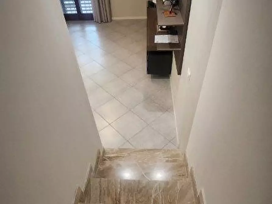 Immagine 43 di Villetta a schiera in vendita  a Vicopisano