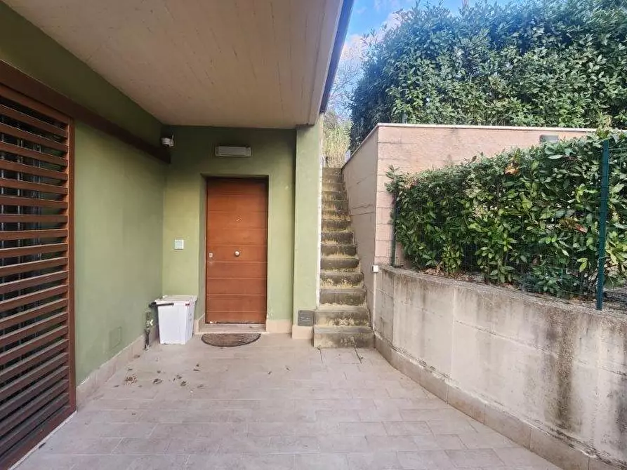 Immagine 53 di Villetta a schiera in vendita  a Vicopisano