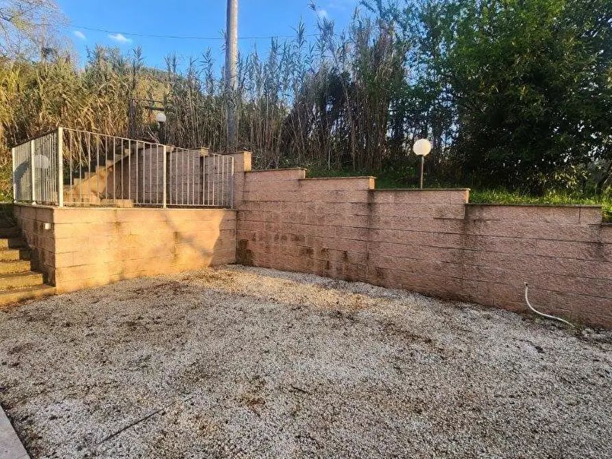 Immagine 48 di Villetta a schiera in vendita  a Vicopisano