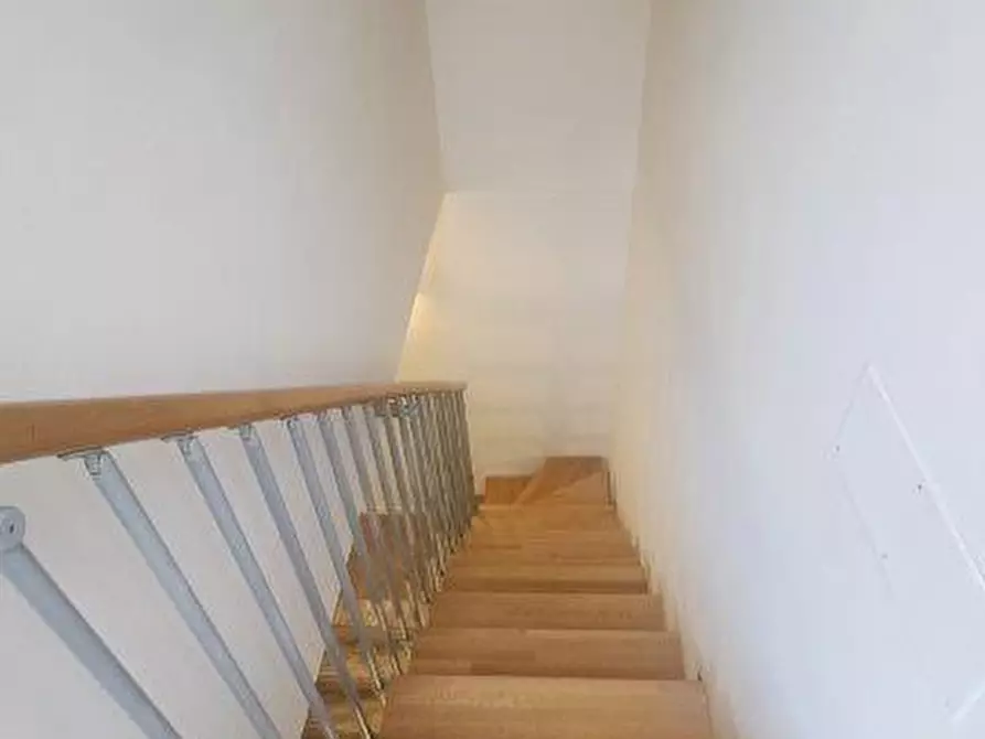 Immagine 30 di Villetta a schiera in vendita  a Vicopisano