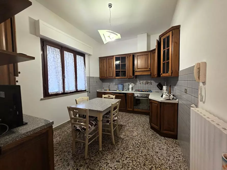 Immagine 2 di Appartamento in affitto  a Fucecchio