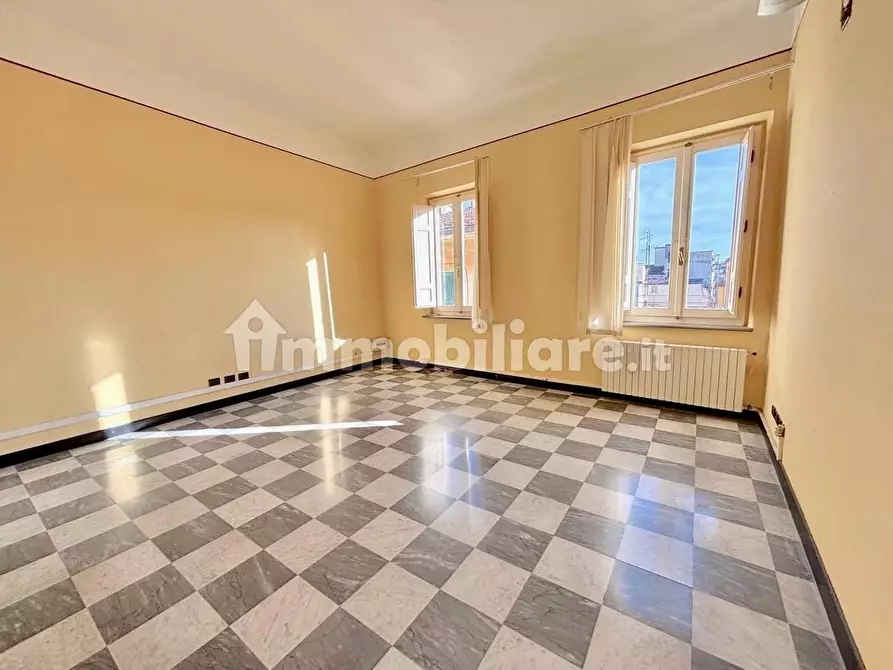 Immagine 10 di Appartamento in vendita  a Pisa