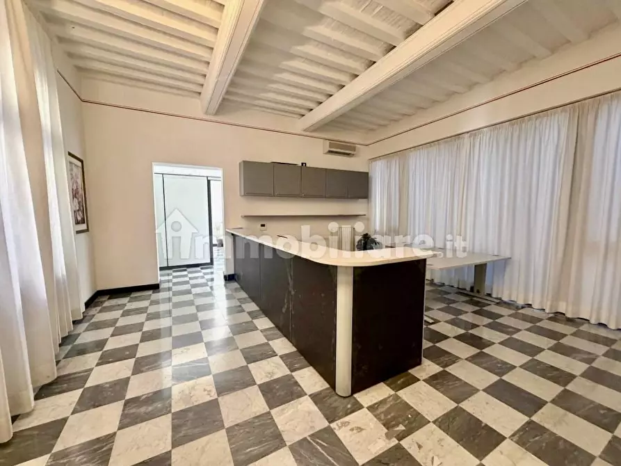 Immagine 28 di Appartamento in vendita  a Pisa