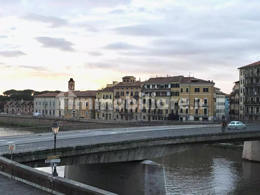 Immagine 1 di Appartamento in vendita  a Pisa