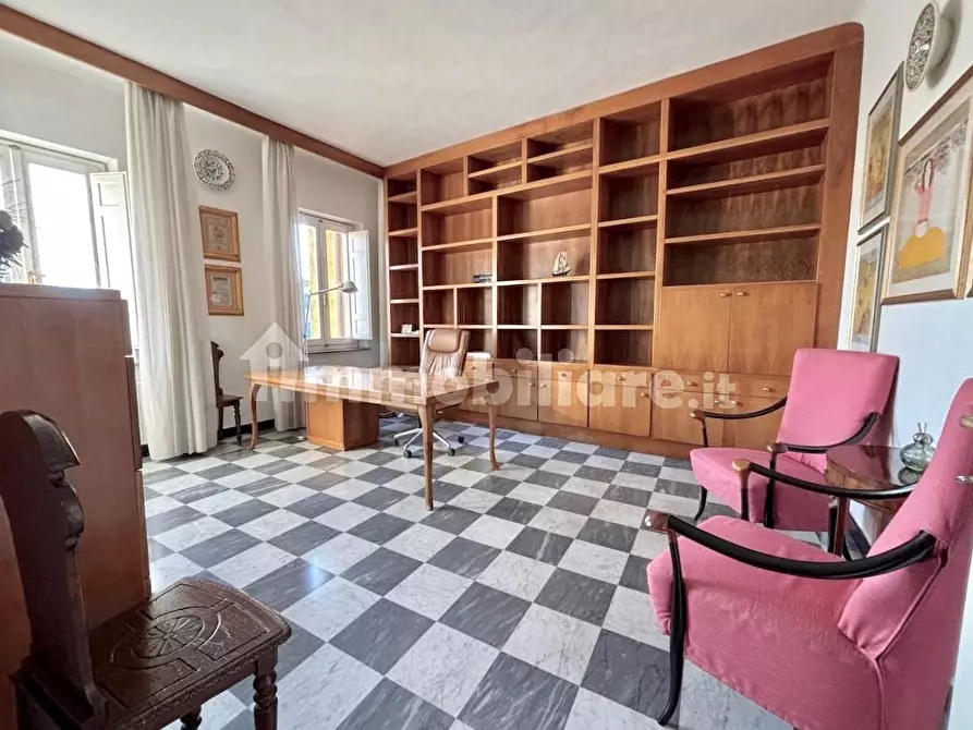 Immagine 21 di Appartamento in vendita  a Pisa