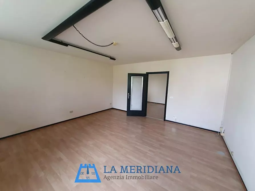 Immagine 13 di Attività artigianale in vendita  a Lamporecchio