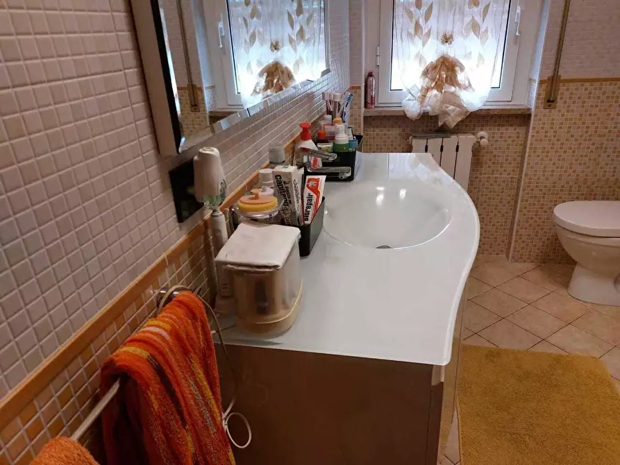 Immagine 8 di Appartamento in vendita  a Carrara