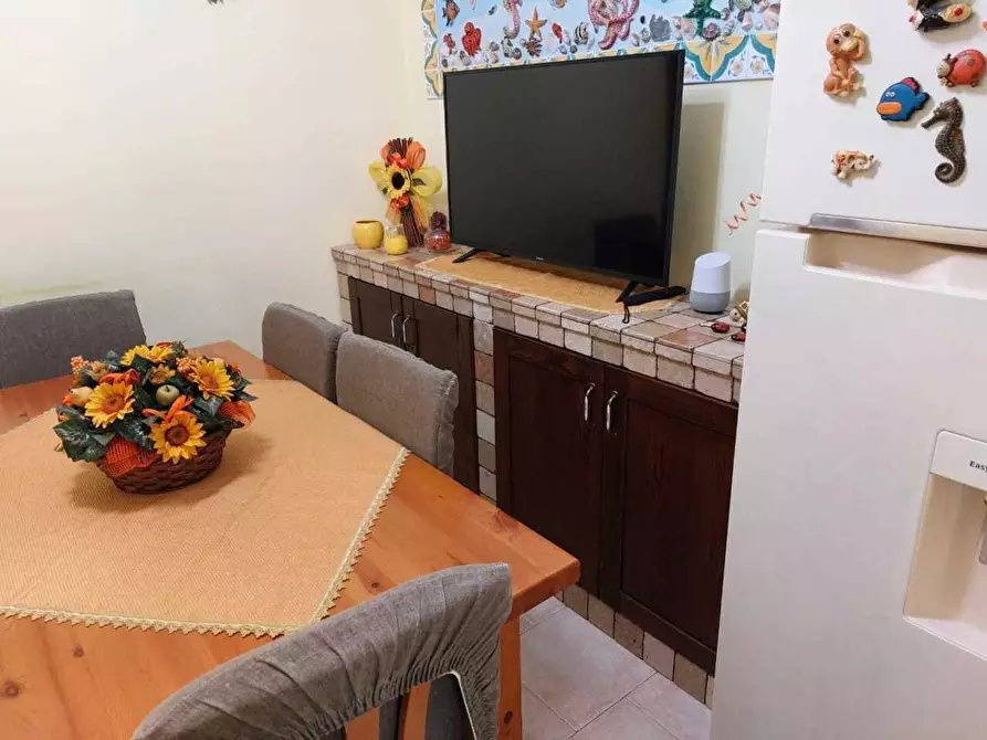 Immagine 3 di Appartamento in vendita  a Carrara