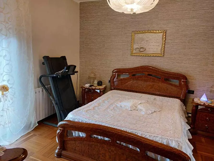 Immagine 4 di Appartamento in vendita  a Carrara