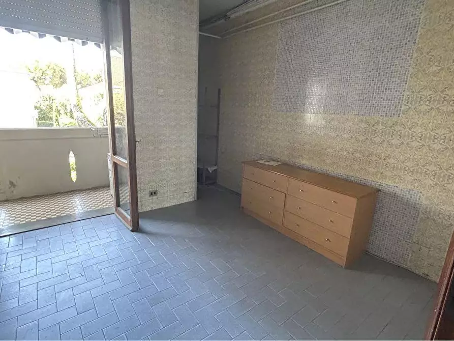 Immagine 8 di Appartamento in vendita  a Massa