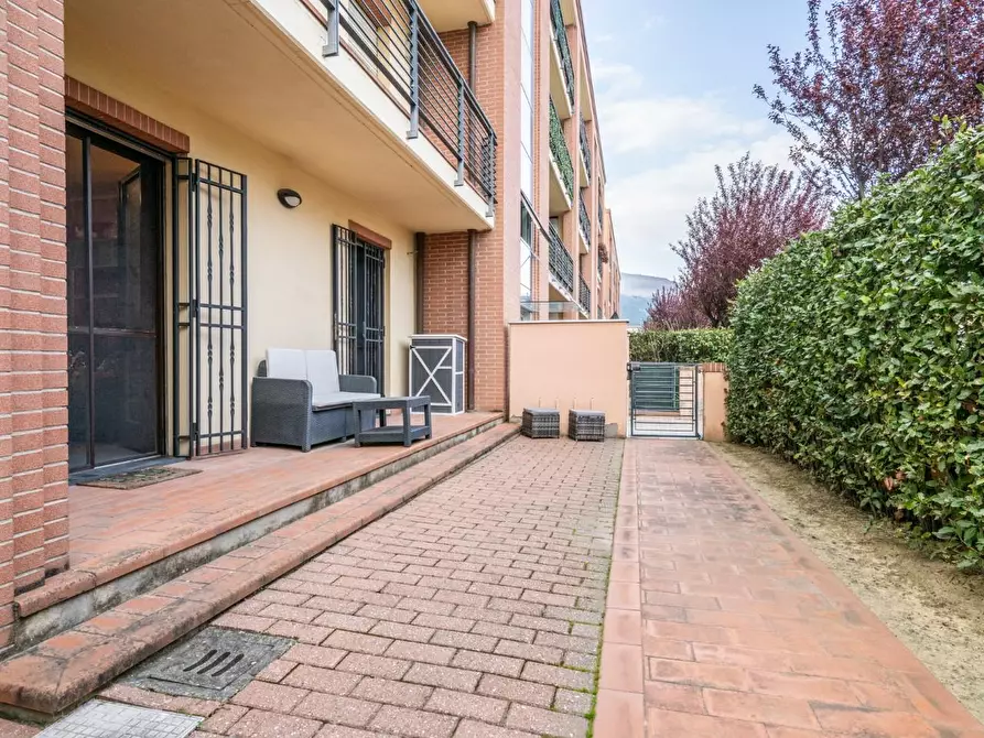 Immagine 2 di Appartamento in vendita  a Cascina