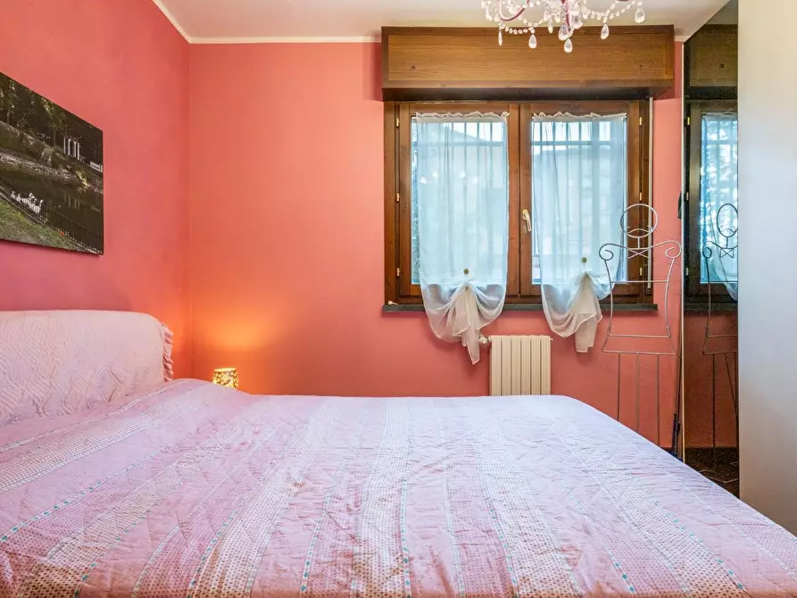 Immagine 10 di Appartamento in vendita  a Cascina