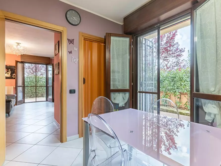 Immagine 8 di Appartamento in vendita  a Cascina