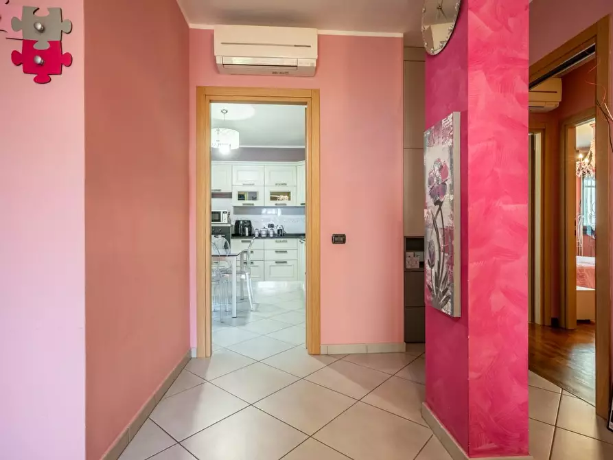 Immagine 5 di Appartamento in vendita  a Cascina