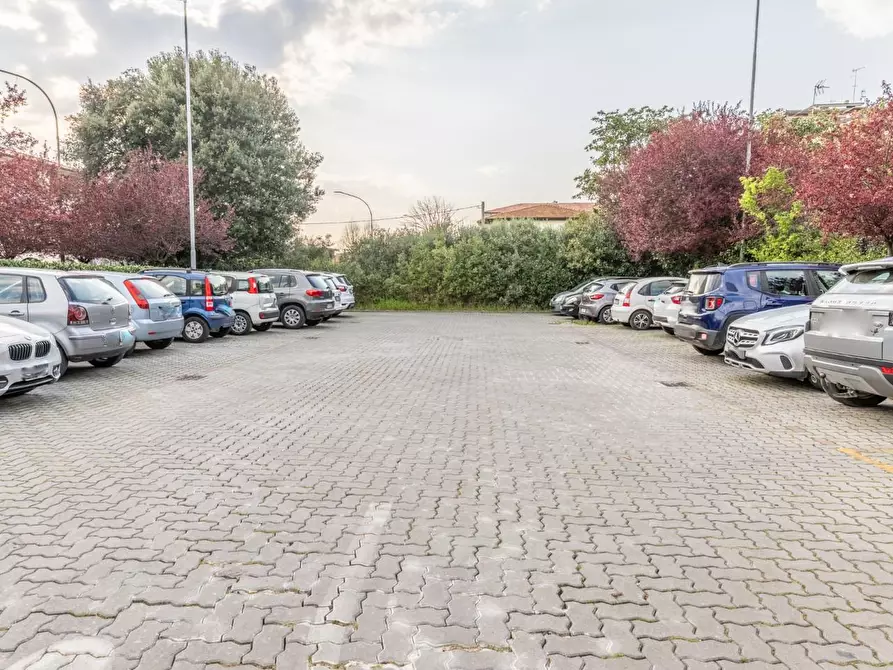 Immagine 40 di Appartamento in vendita  a Cascina