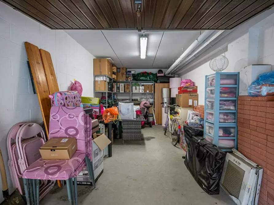 Immagine 25 di Appartamento in vendita  a Cascina