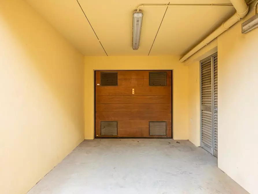 Immagine 23 di Appartamento in vendita  a Cascina