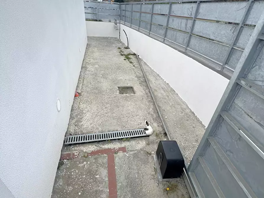 Immagine 24 di Villa in vendita  a Cascina