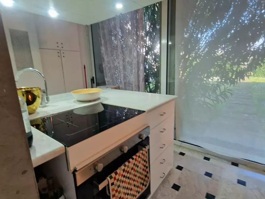 Immagine 3 di Villetta a schiera in vendita  a Ameglia