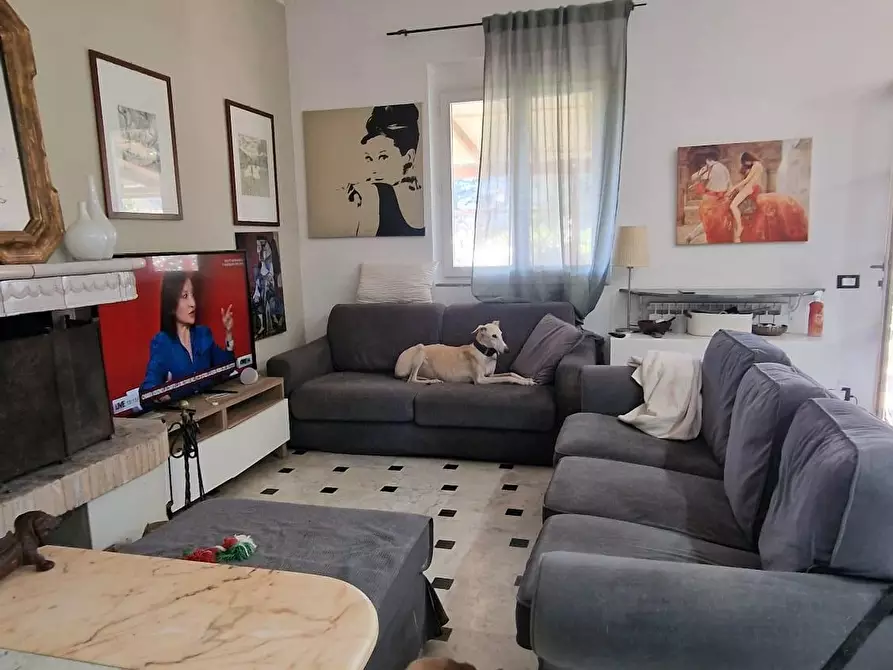 Immagine 12 di Villetta a schiera in vendita  a Ameglia