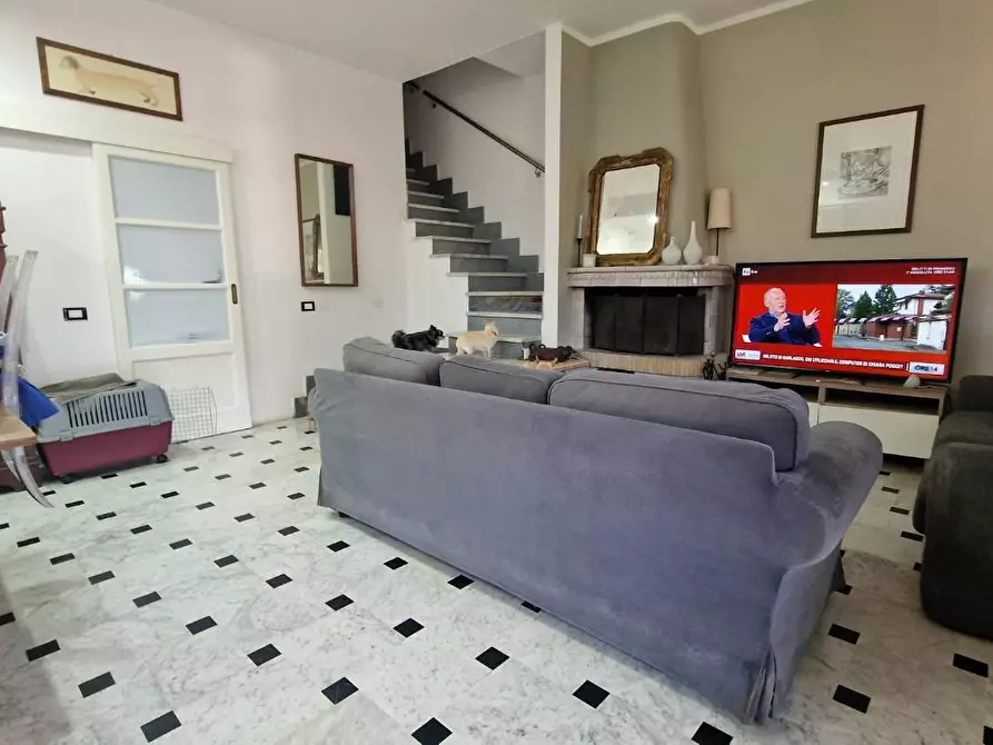 Immagine 7 di Villetta a schiera in vendita  a Ameglia